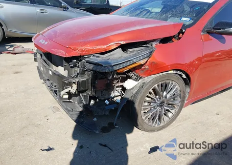 2022 Kia Forte Gt-Line z USA, uszkodzony, nr VIN 3KPF54AD7NE451882